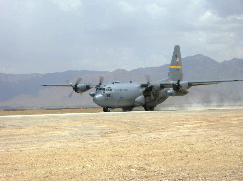 alpha-ramp-at-kandahar-airfield-03
