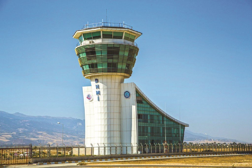 hatay-airport-technical-block-and-tower-01
